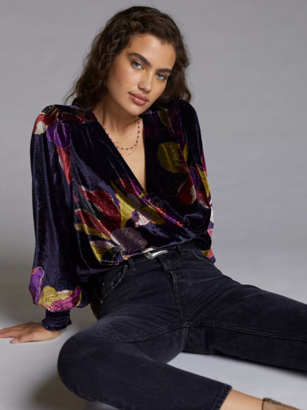 BY ANTHROPOLOGIE Surplice Velvet Blouse Dark Floral Small Romantic Whimsigoth